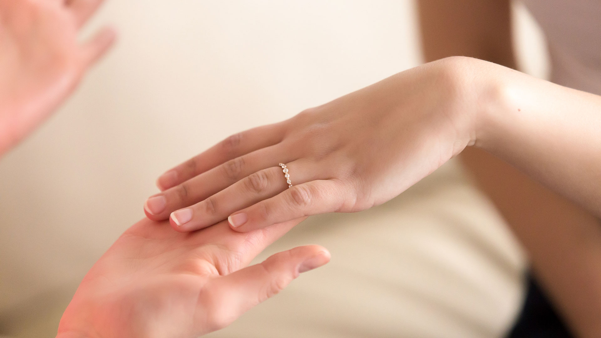 Factor Regarding How to Wear Engagement Ring