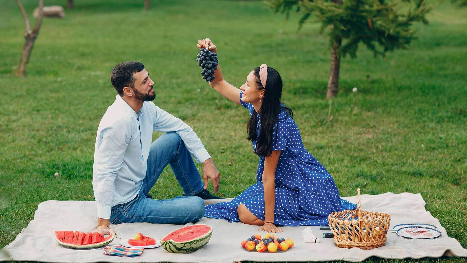Both Enjoy Date Garden