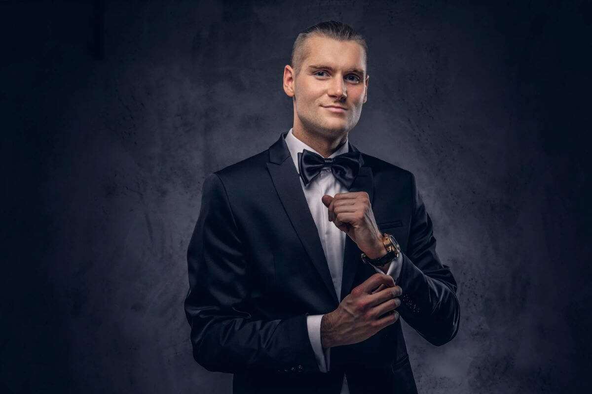 Groomsmen

