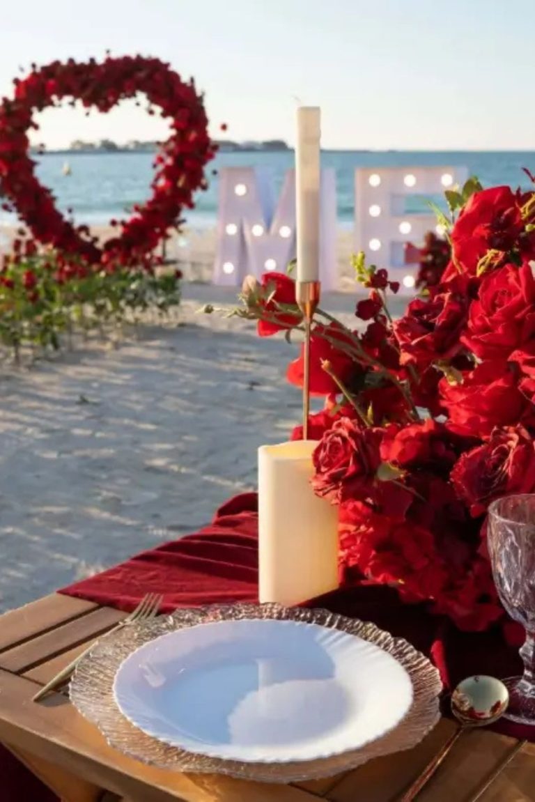 Private Yacht Proposal in Dubai